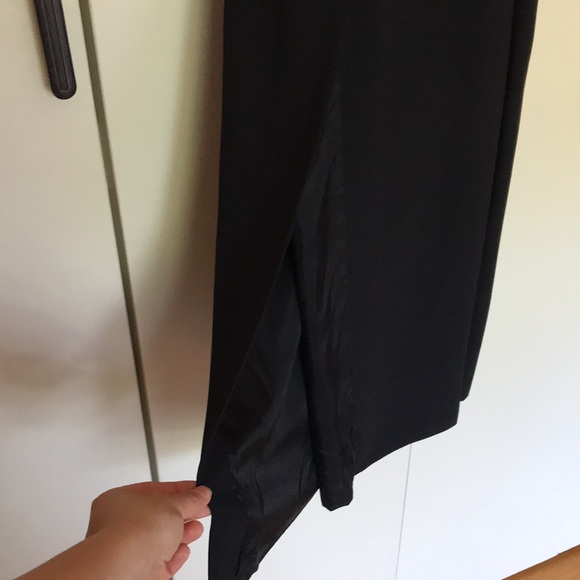 Women’s Holt Renfrew Black Maxi Evening Skirt, US size 14 - Picture 5 of 5